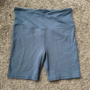 Athleta ribbed bike shorts